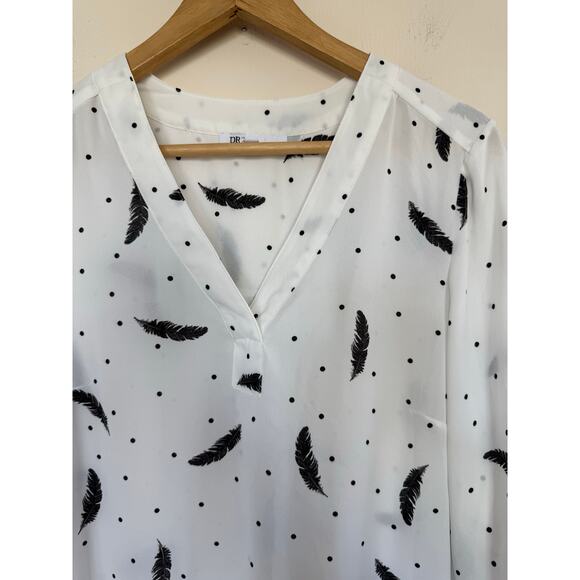 DR2 boutique white black feather print novelty 3/4 sleeve v neck top blouse - Picture 3 of 5